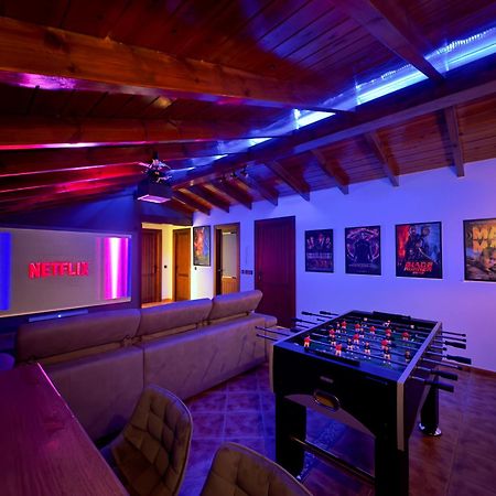 Chalet El Parral - Piscina Y Sala De Cine マラガ エクステリア 写真