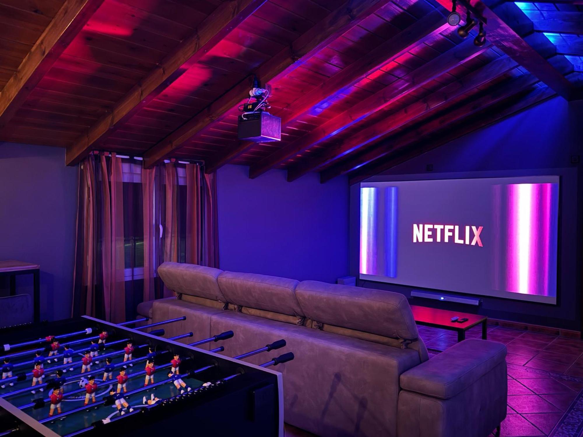 Chalet El Parral - Piscina Y Sala De Cine マラガ エクステリア 写真
