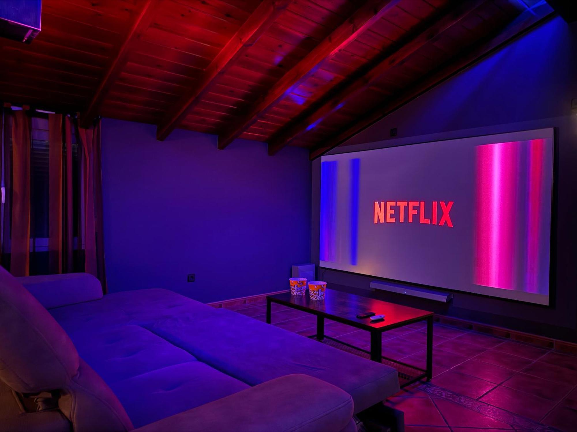 Chalet El Parral - Piscina Y Sala De Cine マラガ エクステリア 写真
